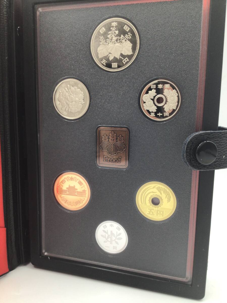 M5464　1990年 Mint Bereau Japan プルーフ 貨幣セット 年銘板 平成2年 大蔵省 造幣局 額面666円_画像2