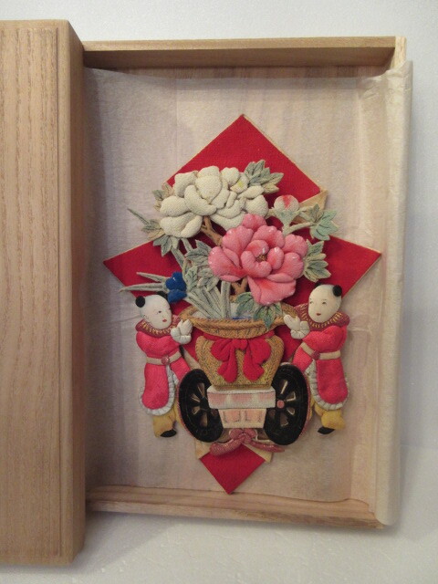 【壽】明治~大正 押絵熨斗 花籠車曳き唐子 お裁縫細工 郷土玩具 民芸品 祝い品 袱紗 花嫁暖簾 ちりめん細工_画像10