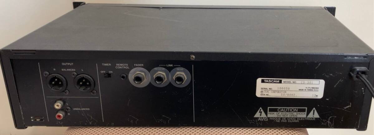 TASCAM CD-301 動作確認済_画像3