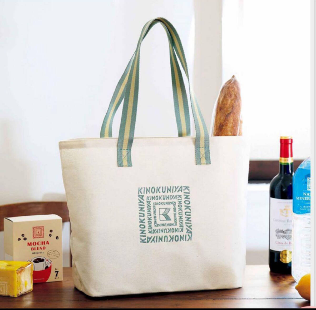 未使用★KINOKUNIYA/紀ノ国屋★刺しゅうロゴがおしゃれ 大容量おでかけ ショッピング トートバッグ エコバッグ_画像1