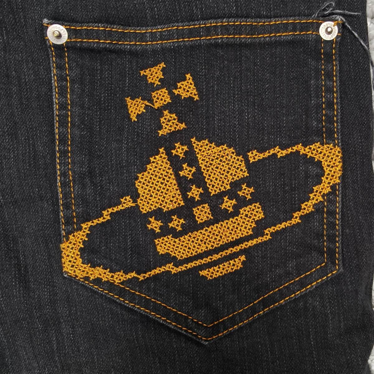 Vivienne Westwood MANo-b вышивка черный Denim брюки размер 48 Япония размер L соответствует сделано в Японии джинсы Vivienne Westwood 