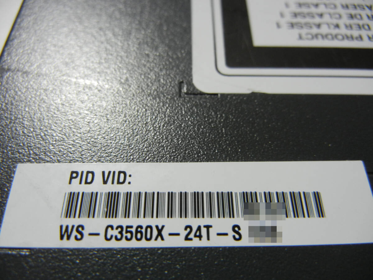 《》【中古】Cisco WS-C3560X-24T-S Catalyst3560Xシリーズ STACK C3KX-NM-10Gモジュール付き 電源二重 初期化_画像4