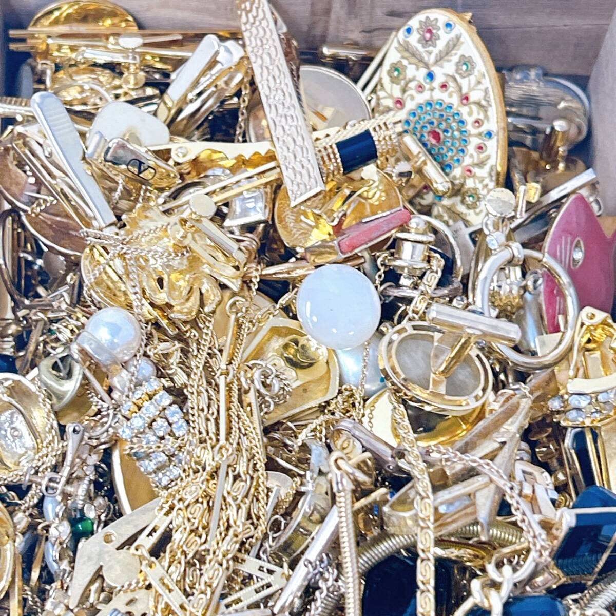 【1円スタート】 アクセサリー まとめ ゴールド系 金メッキ 重さ 箱抜きで2090g 18kGP 24kGP 刻印 / 法ER257943398-コンパクト_画像4