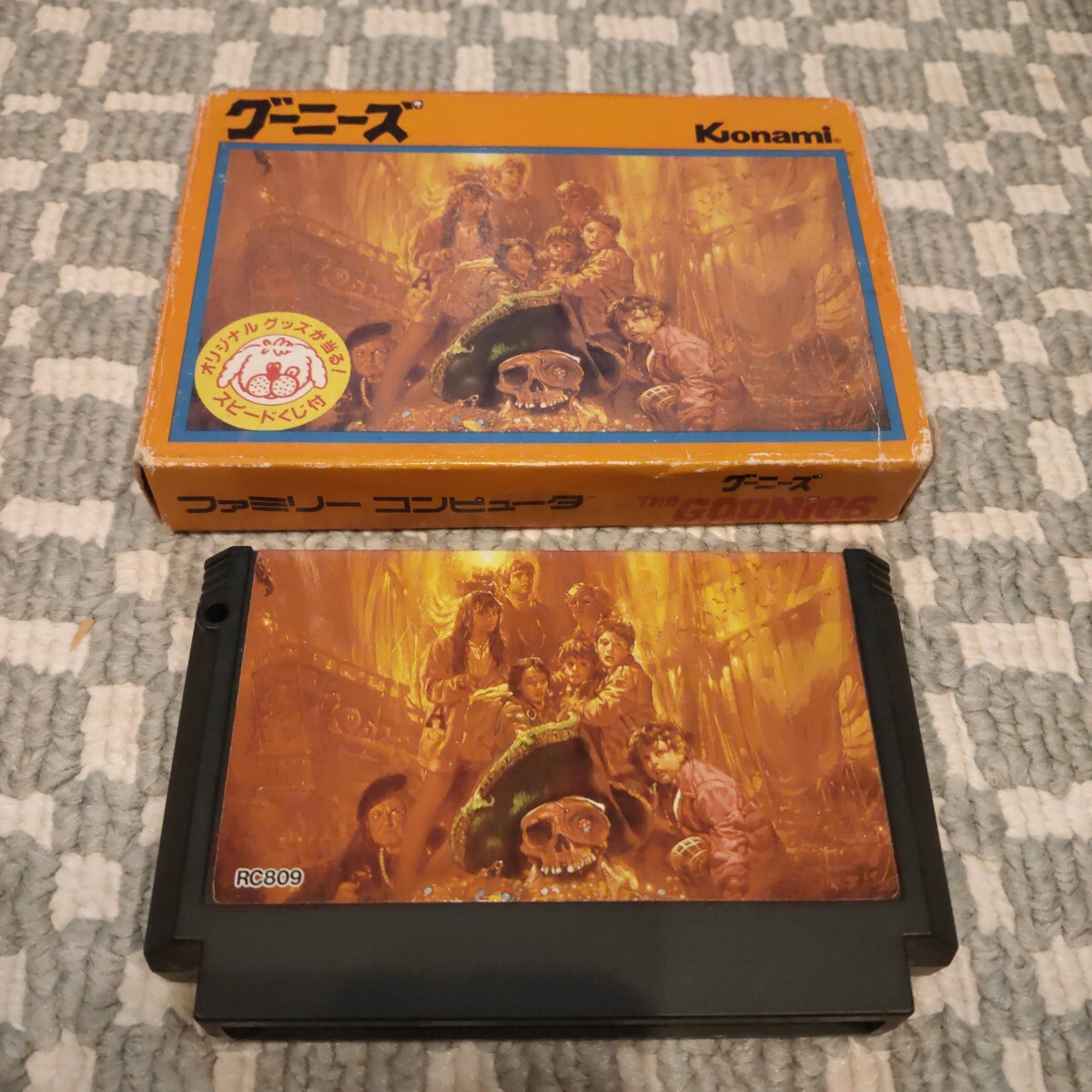 送料無料グーニーズ THE GOONIES FC 箱付き ファミコン Nintendo 任天堂 ニンテンドー レトロゲーム_画像1