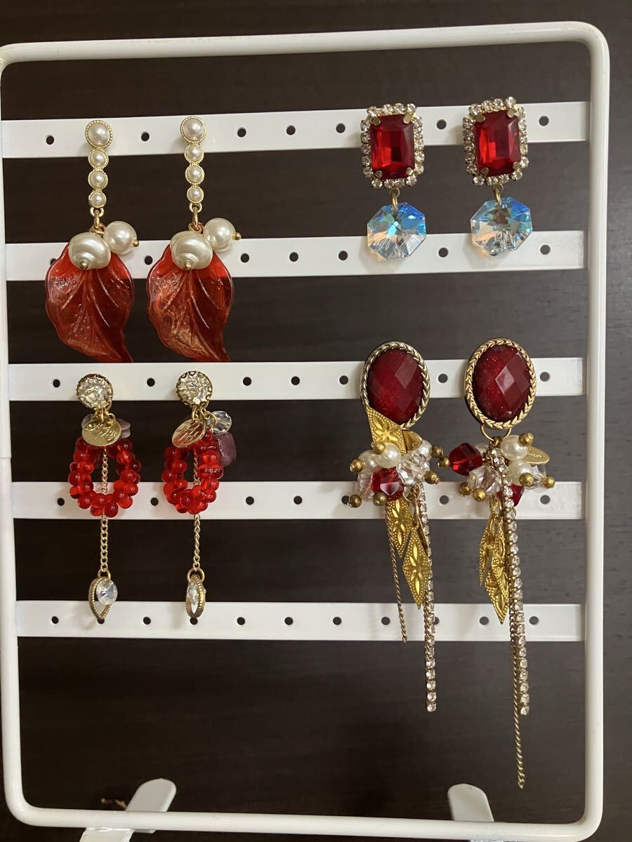 赤好きな方オススメ　ハンドメイドピアス 4点セット12 リーフ　パールジャラピアス　フープ　天然石　ガラス　デザインポスト　ゴールド　_画像9