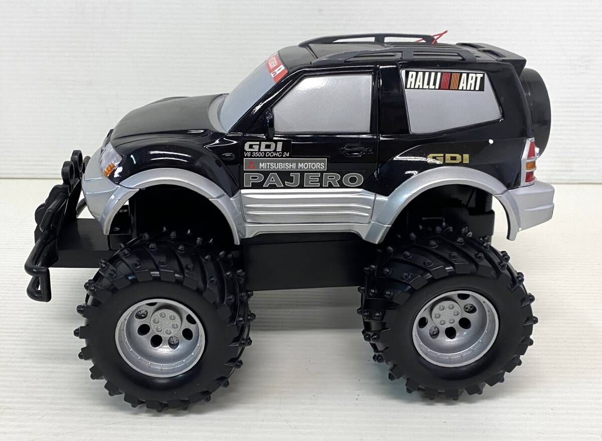 **[1 иен ~]K3 пассажирский автомобиль радиоконтроллер совместно 2 позиций комплект передвижной товар PAJERO BLACK Pajero черный REAL DRIVE Calsonic RACING TEAM**