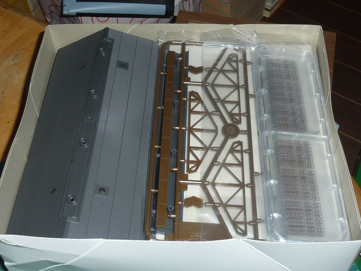 Nゲージ 木造機関庫 23-225 ② KATO ローカル機関区ストラクチャー シリーズ_画像4