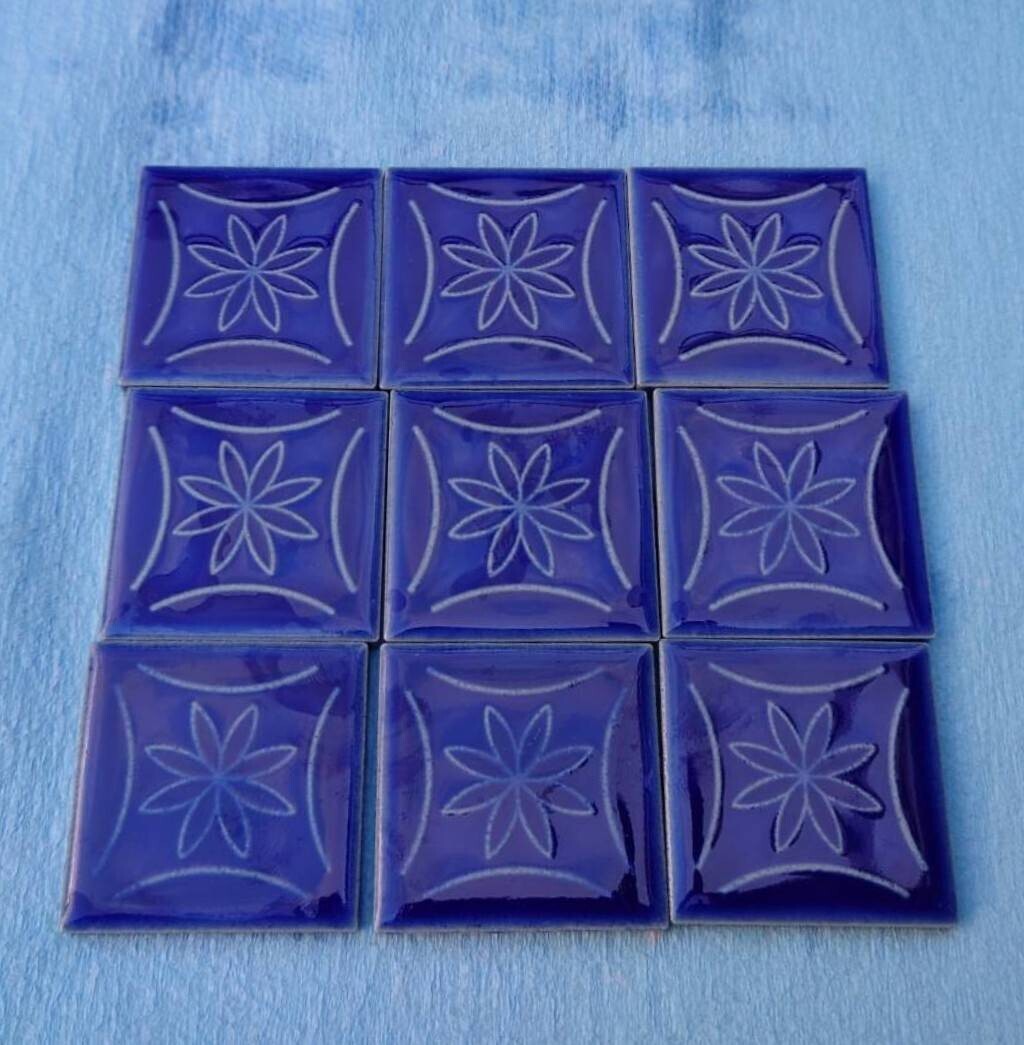 美濃焼タイル　9枚　1セット　複数セット可　アンティーク　昭和　レトロ　花柄_画像1