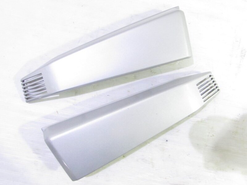 GSX250Sカタナ GJ76A 希少!! 純正 フロントアッパーサイドカウル 左右SET 程度良好 検※ GSX400S 刀 GSX750S GK77A 164C37_画像1