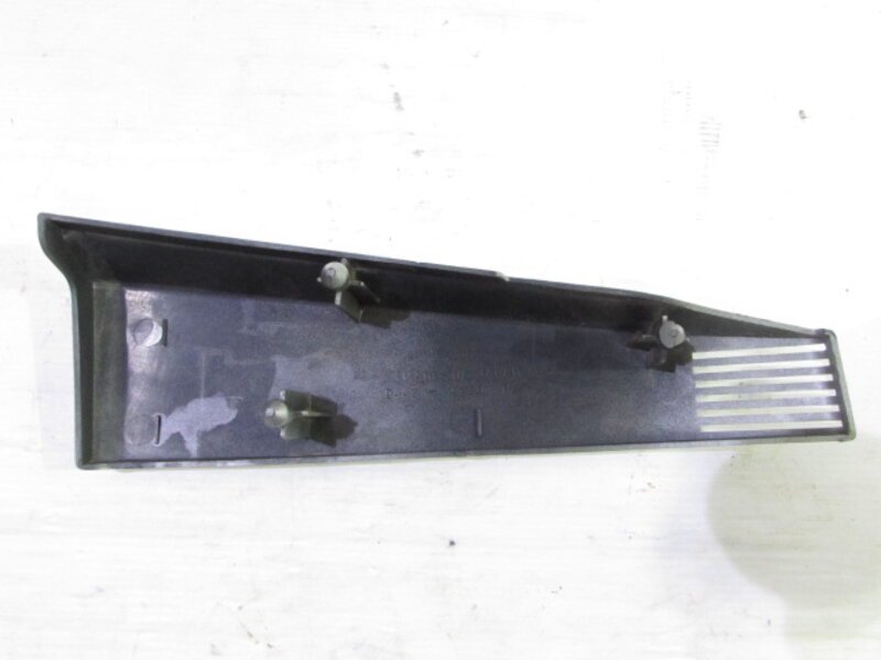 GSX250Sカタナ GJ76A 希少!! 純正 フロントアッパーサイドカウル 左右SET 程度良好 検※ GSX400S 刀 GSX750S GK77A 164C37_画像7