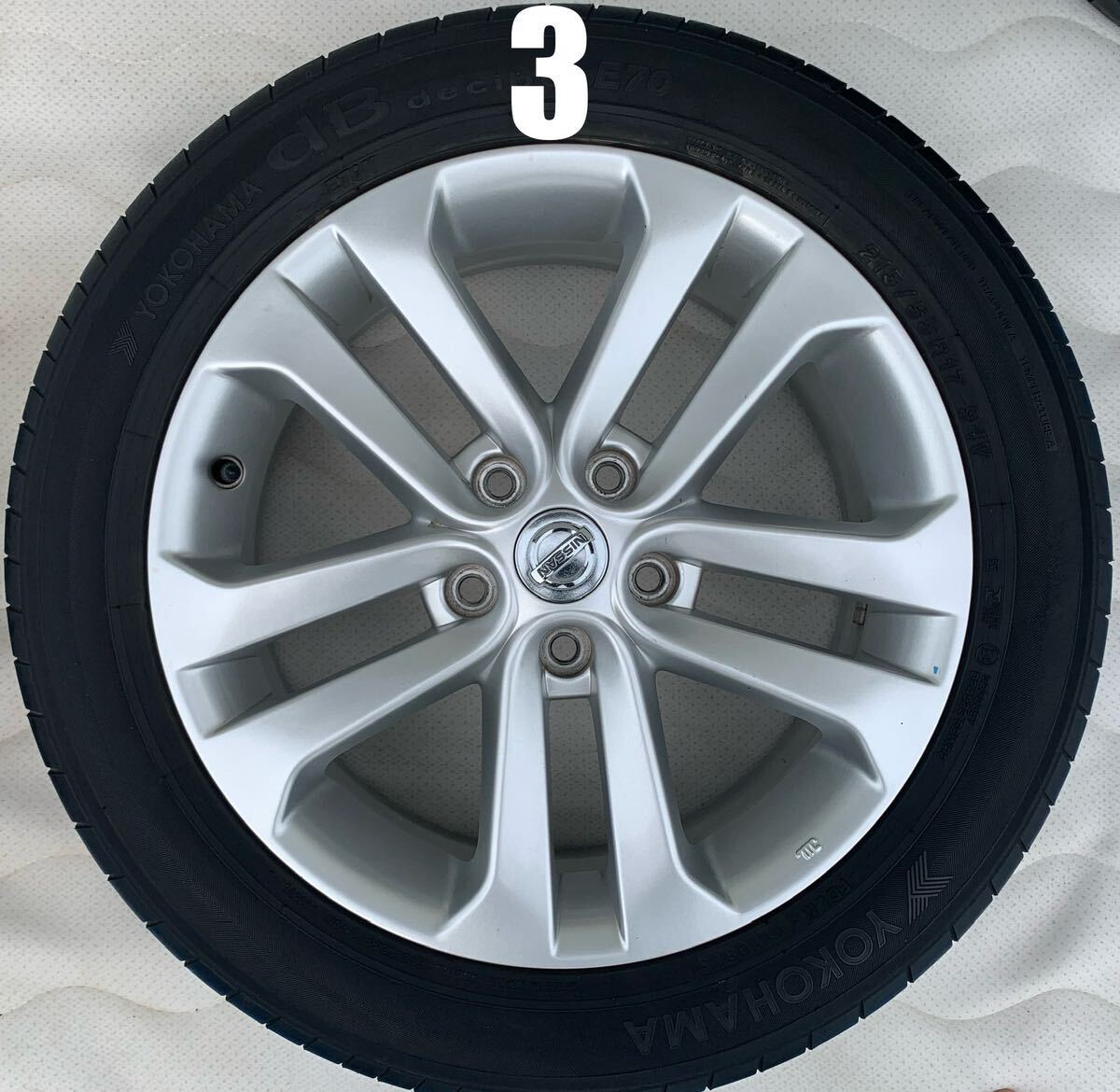 ◆NISSAN 純正 アルミ ホイール 17 インチ 215/55 R17◆17X7J+47◆PCD 114.3+5穴◆ハブ: 約 66ミリ◆2016年 ラジアル タイヤ_画像4