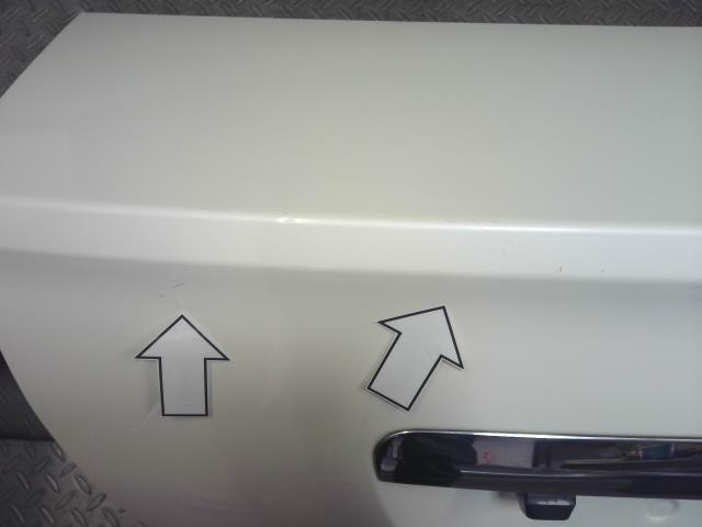 トヨタ(TOYOTA)※同梱不可※アリオン NZT240 トランクリッド トランクパネル カラー051 品番 64401-2B820 社外カメラ付_画像6