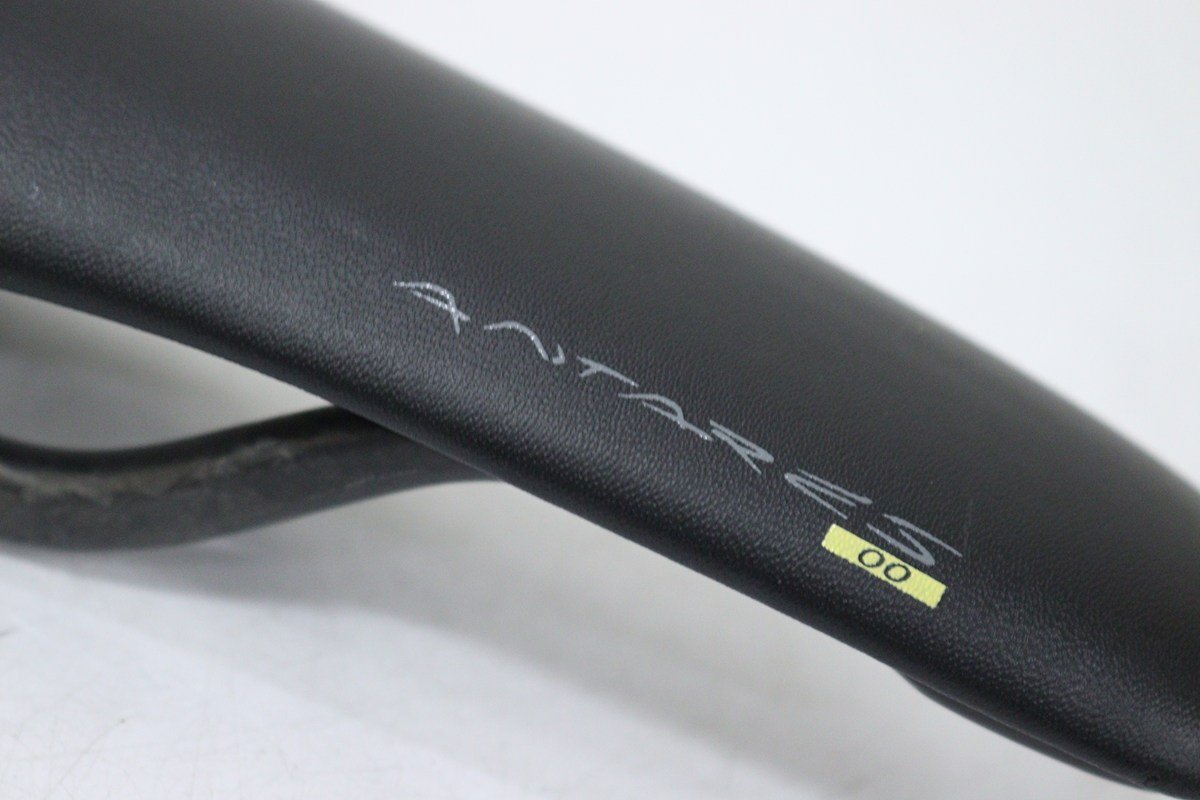 ★fi'zi:k フィジーク ANTARES 00 サドル MOBIUS カーボンレール 美品_画像6