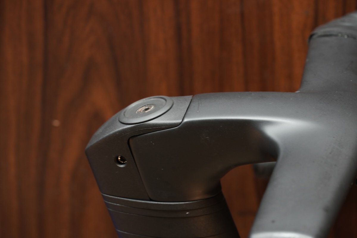 ■TREK MADONE SLR7 GEN7 トレック SHIMANO ULTEGRA R8170 DI2 2X12S BONTRAGER Aeolus RSL 51 サイズ52 2024年モデル 美品_画像9