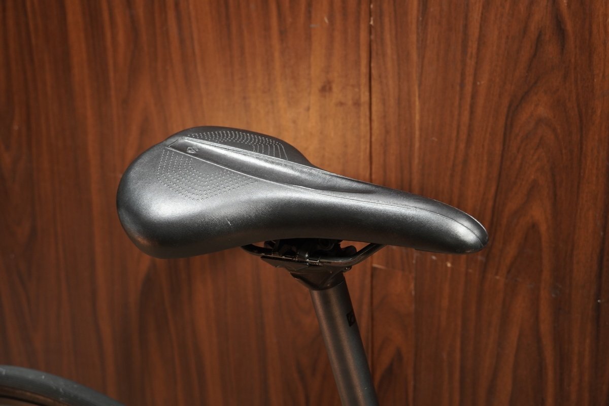 ■TREK FX3 DISC トレック クロスバイク SHIMANO 2X9S BONTRAGER TLR サイズM 2020年モデル 美品_画像9