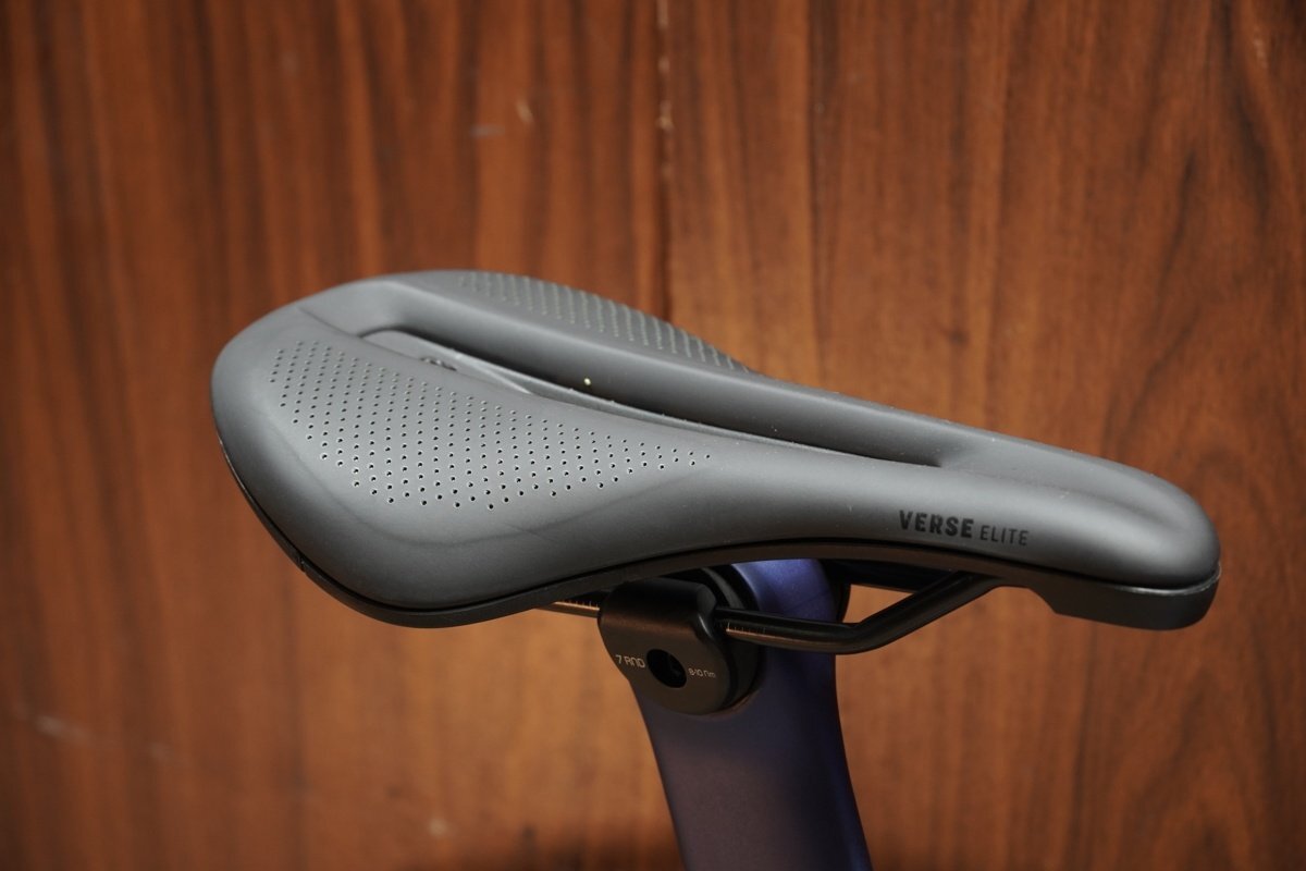 ■TREK MADONE SLR7 GEN7 トレック SHIMANO ULTEGRA R8170 DI2 2X12S BONTRAGER Aeolus RSL 51 サイズ52 2024年モデル 美品_画像10