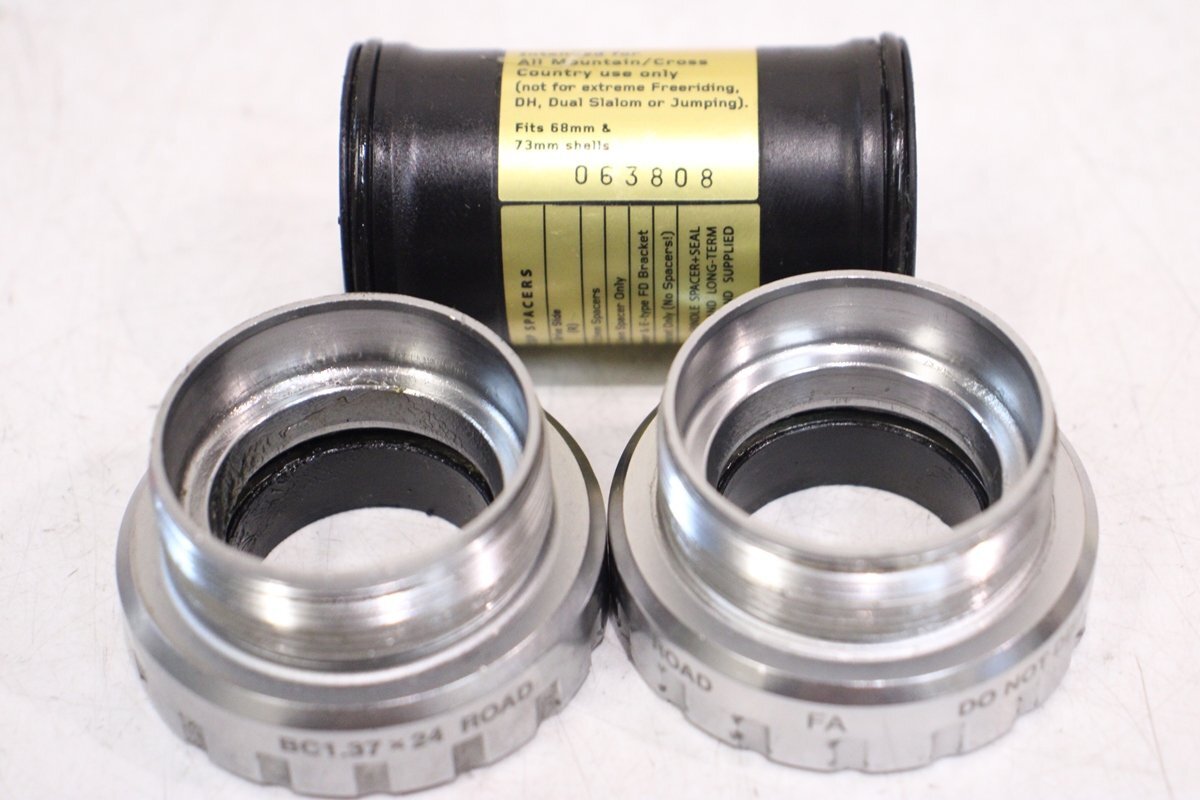 ●RACE FACE レースフェイス X-TYPE 68mm BSA BB ボトムブラケット 24mm用 超美品_画像4