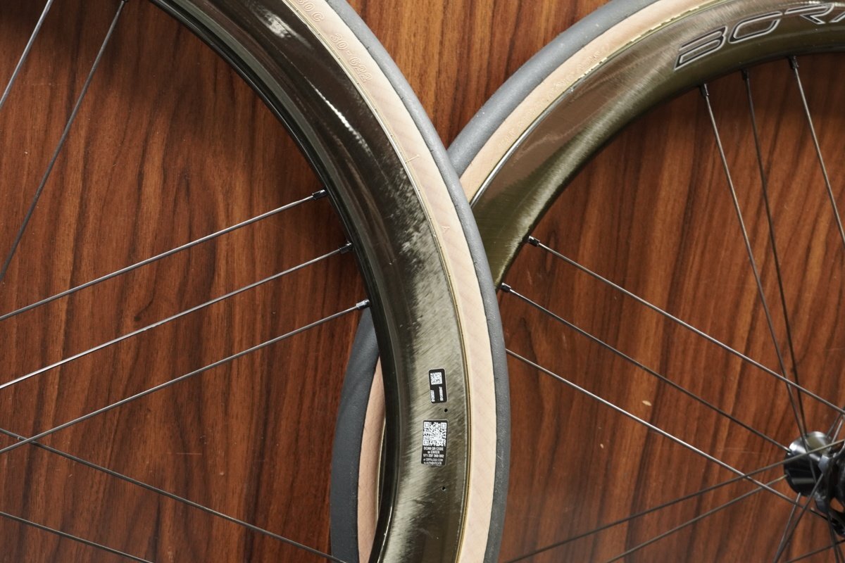 ○Campagnolo カンパニョーロ BORA WTO 45 DB C19 シマノ 11/12s対応 クリンチャー チューブレス カーボンホイールセット 美品_画像7