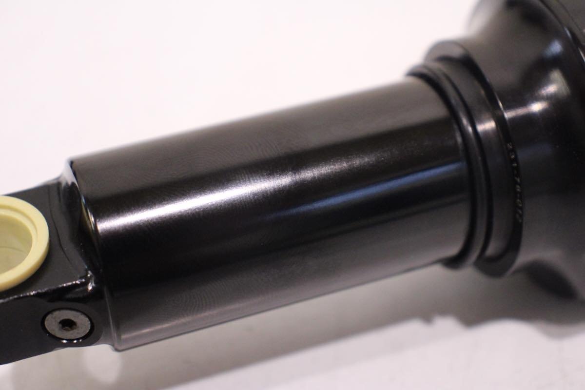 ★FOX フォックス PERFORMANCE FLOAT X リアサスペンション トラニオンマウント 美品 ※注意事項あり_画像7