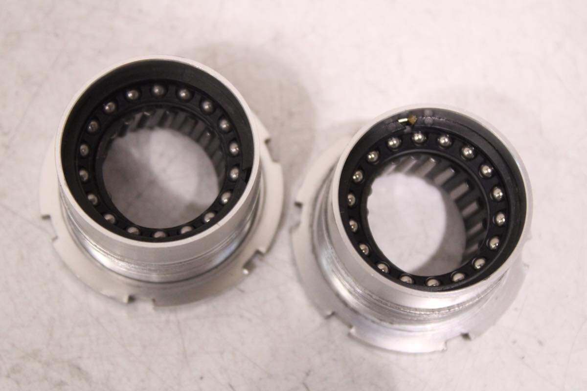 ●SHIMANO シマノ BB-7700 NJS DURA-ACE ボトムブラケット オクタリンク ※注意事項あり_画像6