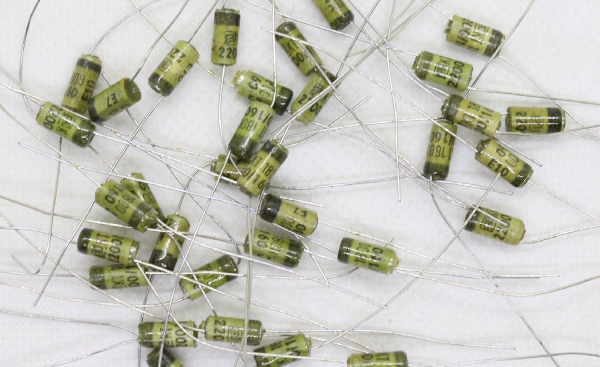 噂のEROが激安 EROコンデンサ 20個セット 2200pF 160V KT1800 Roederstein ERO 使えばわかります。_画像1