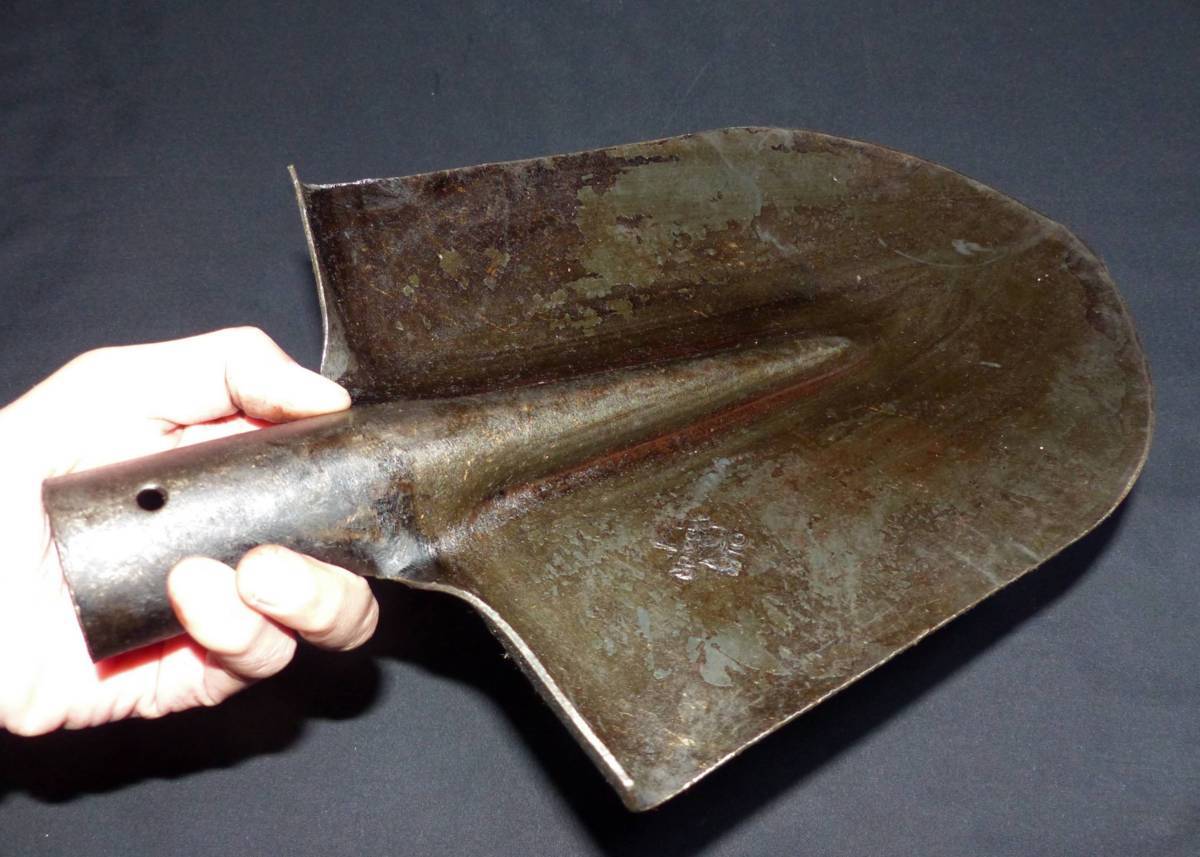 楽しい宿題付き ビンテージ ロシア軍用 大型シャベル ショベル ヘッド 未使用 錆汚れあり グリップ自作してください。can_画像6