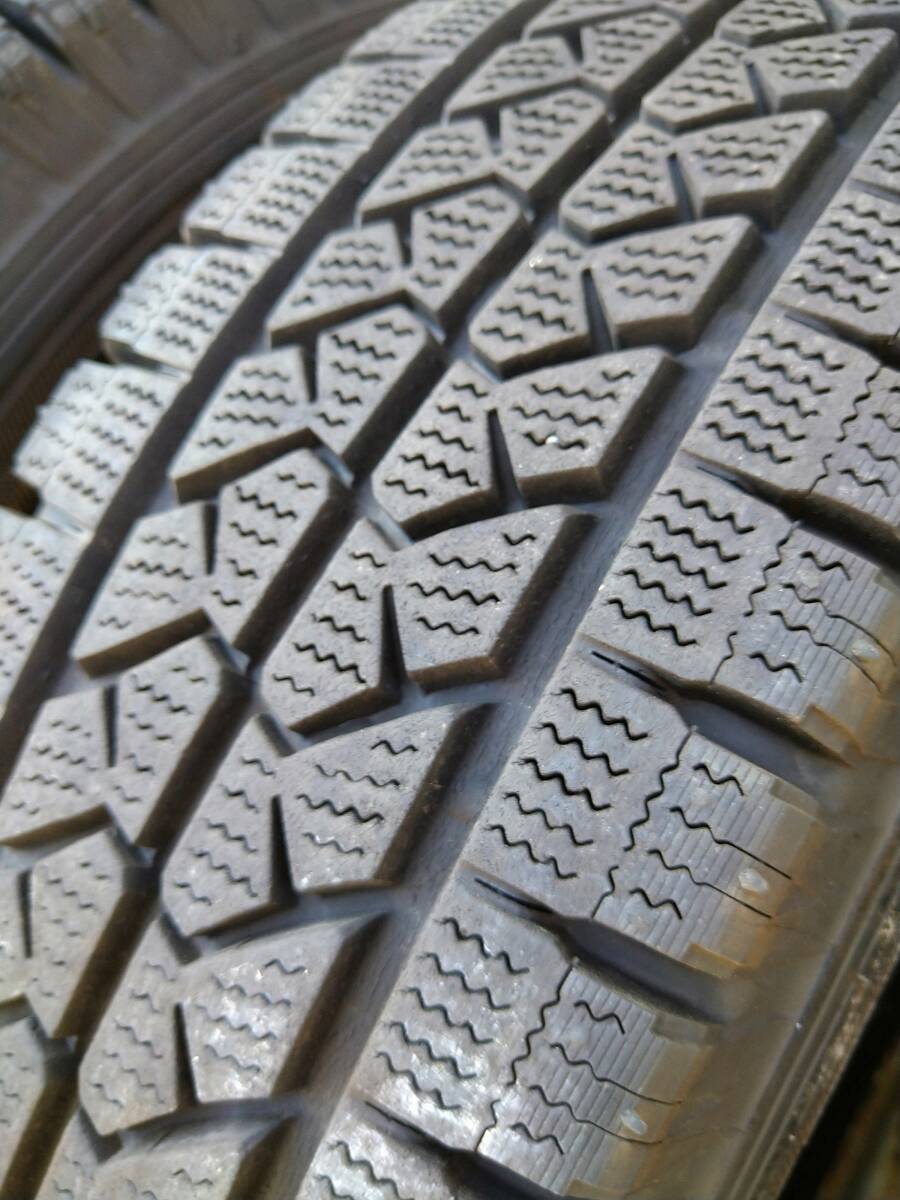 ☆ブリヂストン☆スタッドレスタイヤ☆ホイール付き☆前輪19575R15　109/107L　LT☆後輪175R14　LT　8PR☆６本セット_画像10