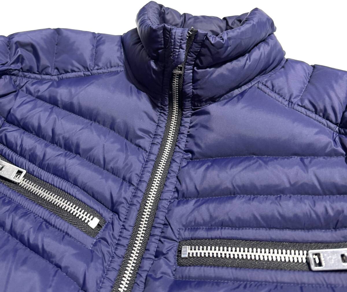 名作【定価5万】DIESEL ディーゼル ライダース ダウンジャケット L メンズ 【軽量 保温性抜群】ネイビー 美シルエット ロゴ 国内正規_画像3