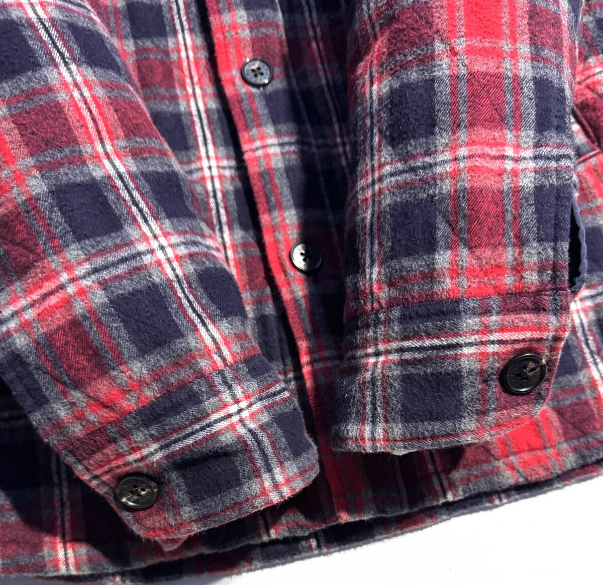 最高級【定価5万】Papas+ パパスプラス 中綿 シャツジャケット M 起毛ヘビーネル チェック キルティング【Papas秋冬の定番】ロゴ 日本製_画像7