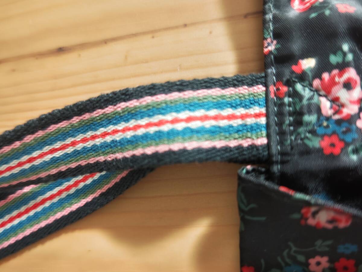 送料無料　未使用　キャスキッドソン　マチありトートバッグ　ナイロン製　ちょっとそこまで、の荷物入れにも_画像6