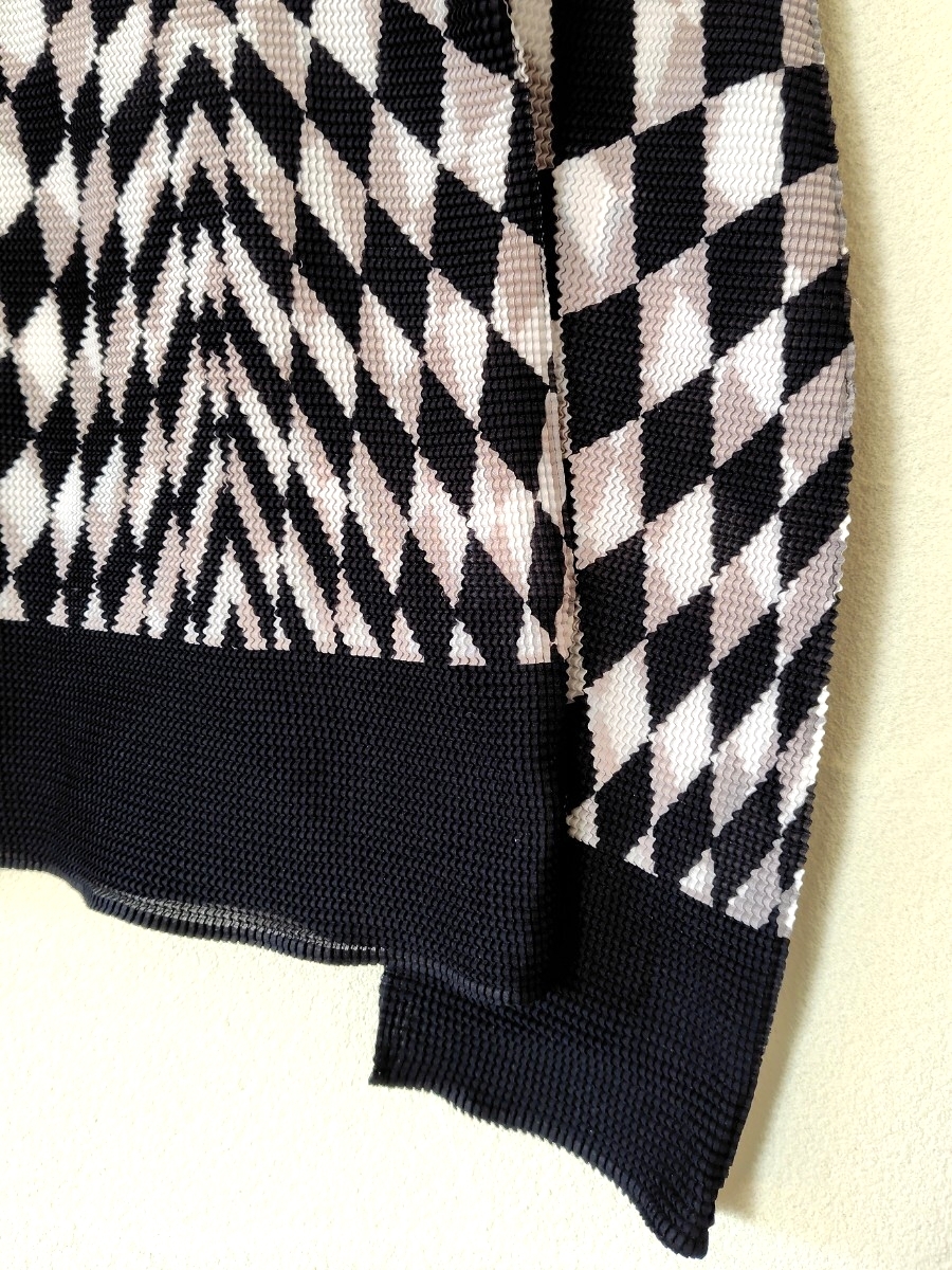 me ISSEY MIYAKE　イッセイミヤケ　プリーツ　幾何学柄_画像7