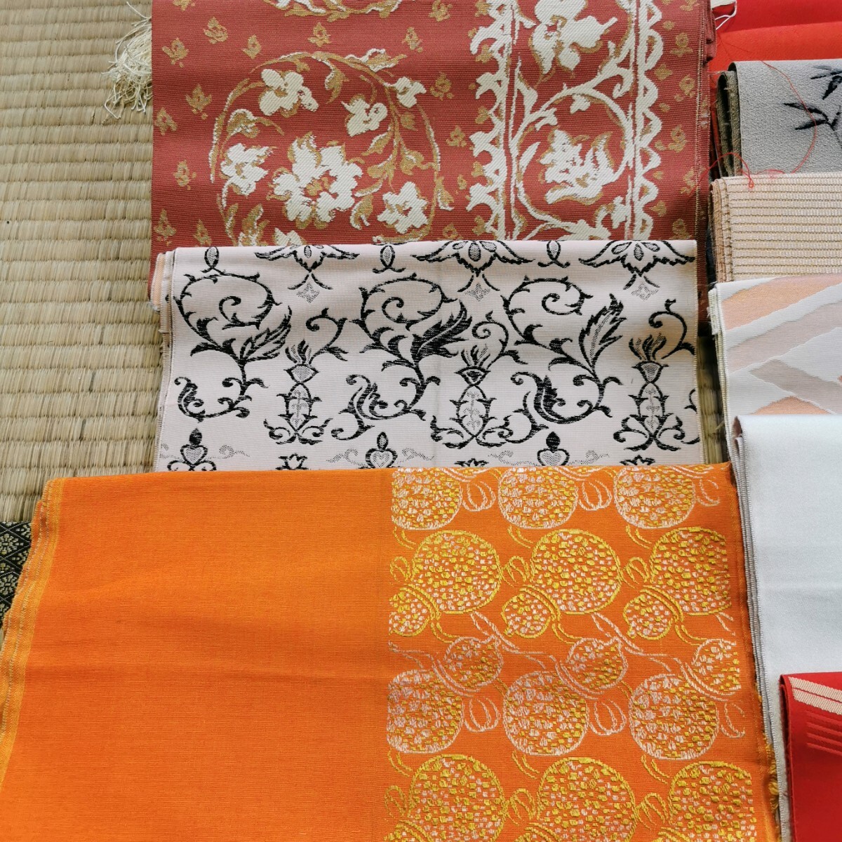 帯 ほどき 18点 50cm程度から着分まで 綴 繻子 金銀糸　刺繍 r35_画像3