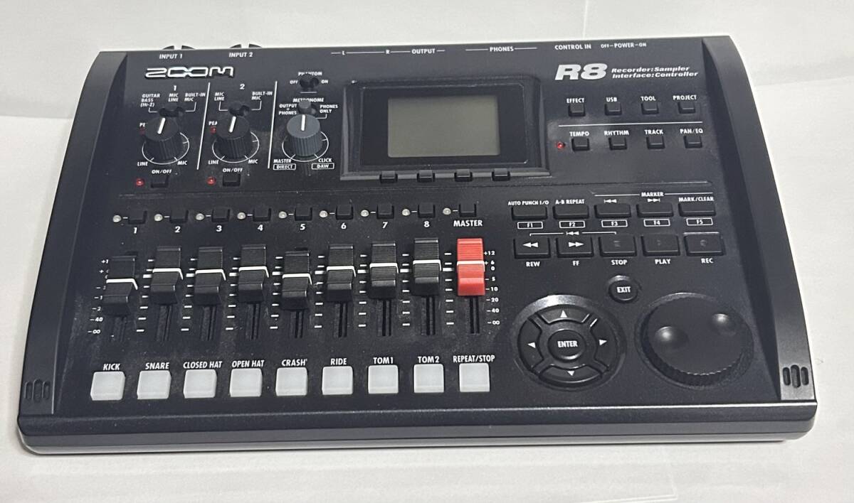 ZOOM R8☆ズームマルチトラックレコーダー 2トラック同時録音 8トラック同時録音_画像1
