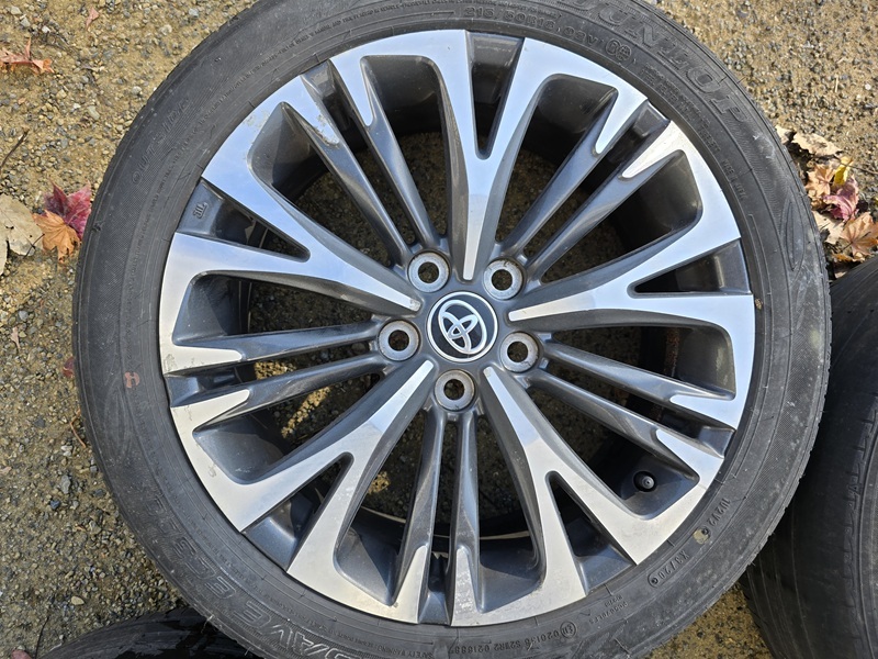 Toyota Yaris Cross оригинальные колеса