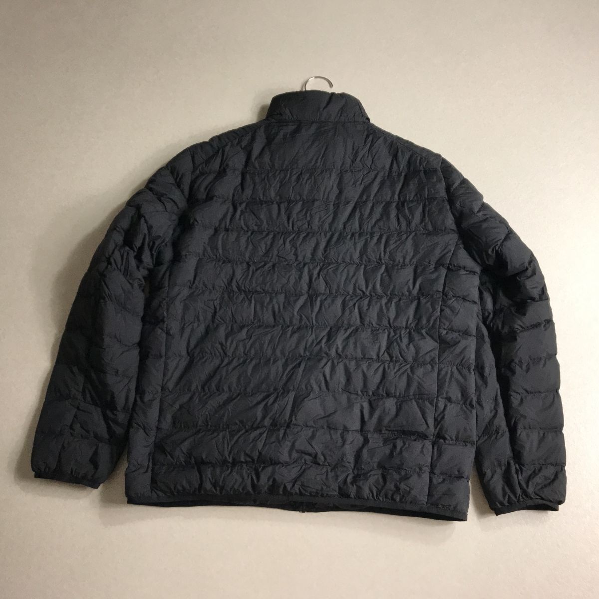 □ UNIQLO メンズサイズ　ultra light down ウルトラライトダウン　軽量　ダウンジャケット　黒　XL_画像7