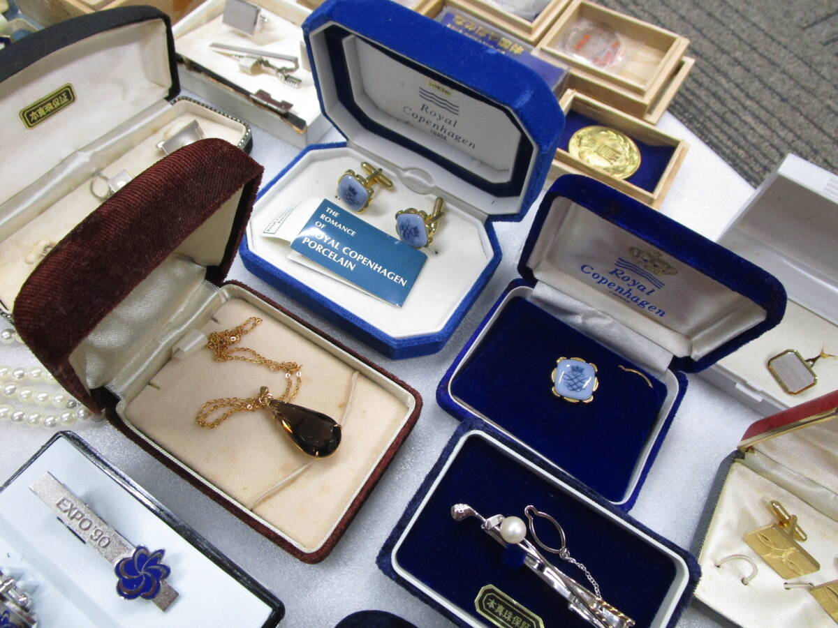 【大量】 アクセサリー 10,000g以上 大量 まとめ ネックレス リング ブローチ 他_画像8