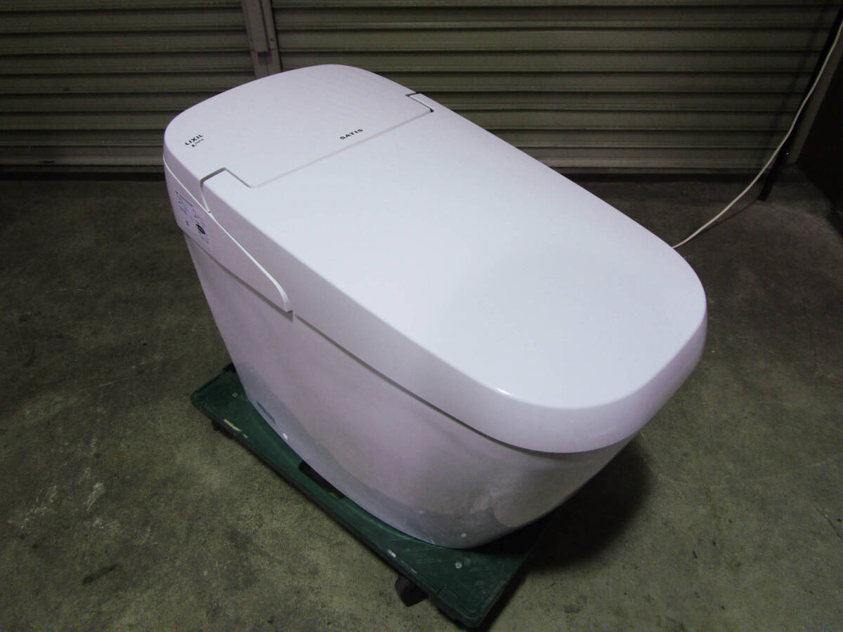 【必見】 「大阪 お引き取り 限定」 LIXIL リクシル SATIS サティス Gタイプ タンクレストイレ リモコン DV-G215-R/BW1 YBC-G20S no.2_画像2