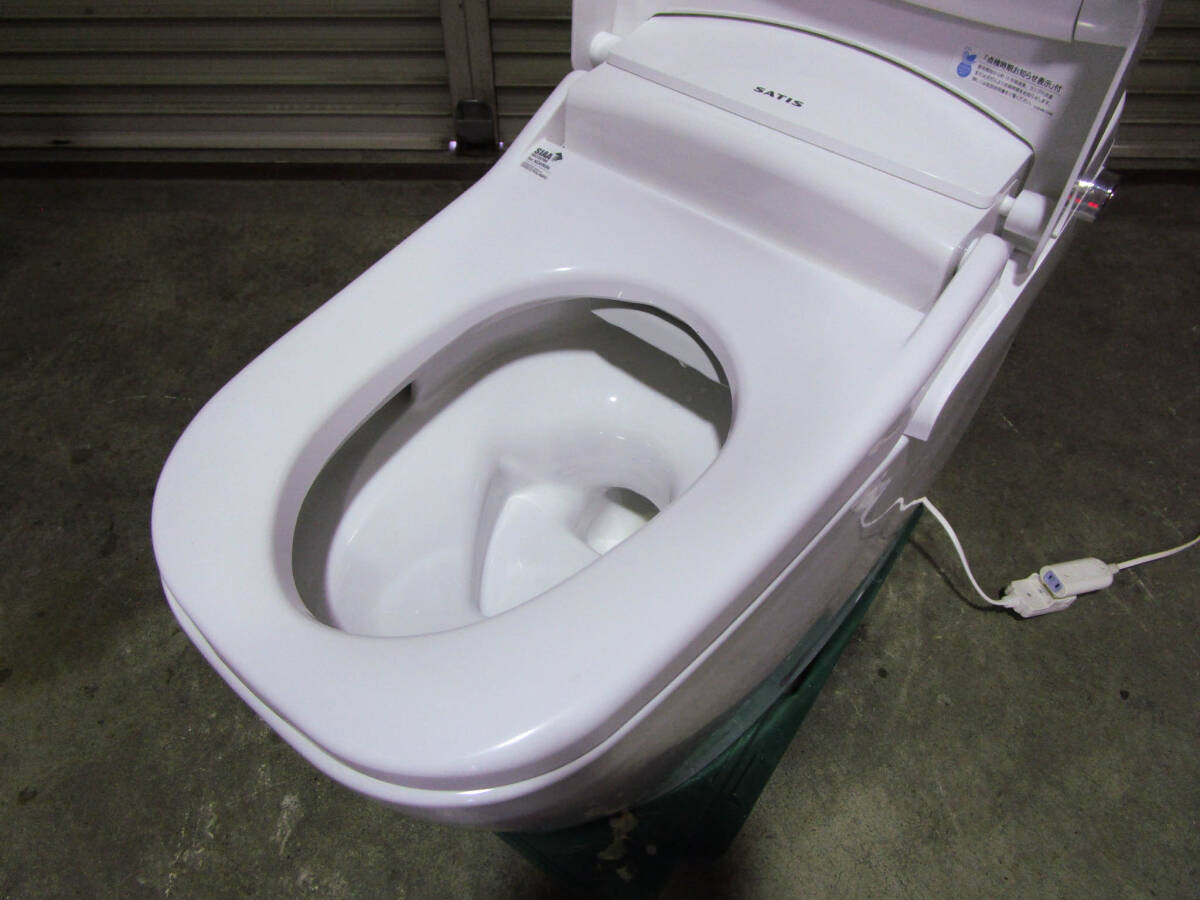 【必見】 「大阪 お引き取り 限定」 LIXIL リクシル SATIS サティス Gタイプ タンクレストイレ リモコン DV-G215-R/BW1 YBC-G20S no.2_画像6