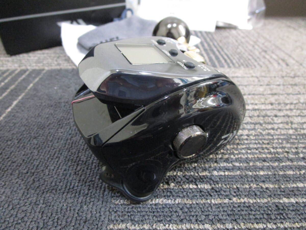 【必見】 Daiwa ダイワ SEABORG シーボーグ G300J 電動リール 右ハンドル リール 実釣来歴17.4km/40h_画像5