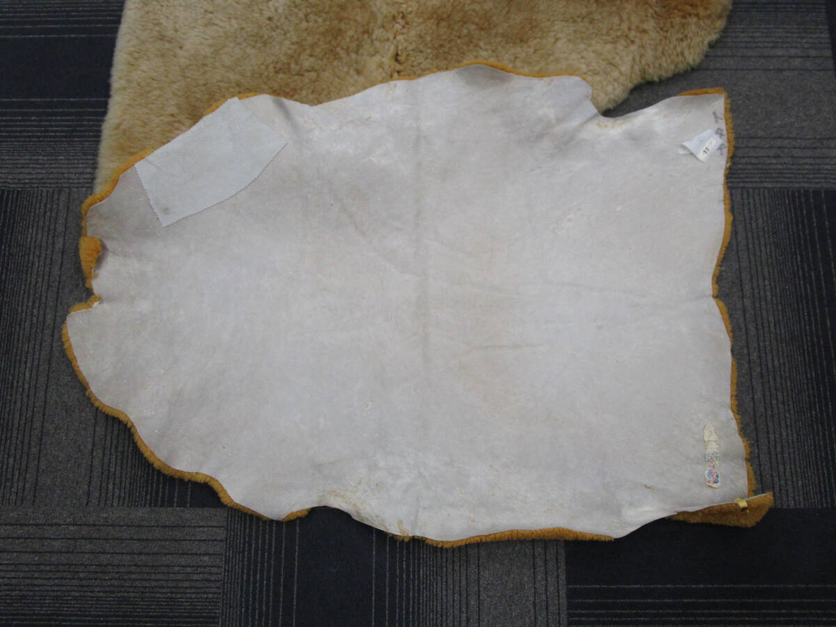 【必見】 ムートン 4枚 まとめ ラグマット ラグ 絨毯 カーペット 毛皮 敷物 ソファ リビング インテリア_画像6