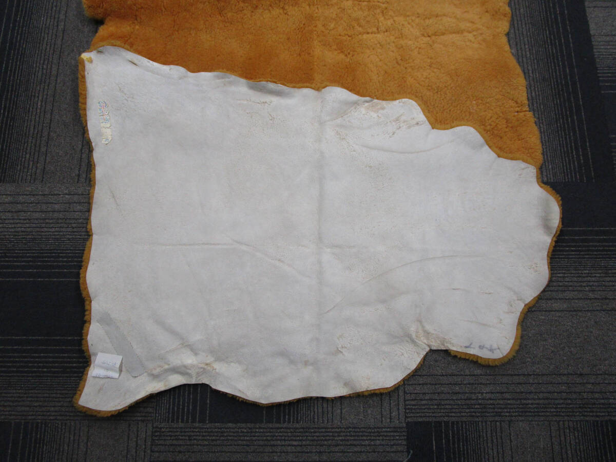 【必見】 ムートン 4枚 まとめ ラグマット ラグ 絨毯 カーペット 毛皮 敷物 ソファ リビング インテリア_画像4