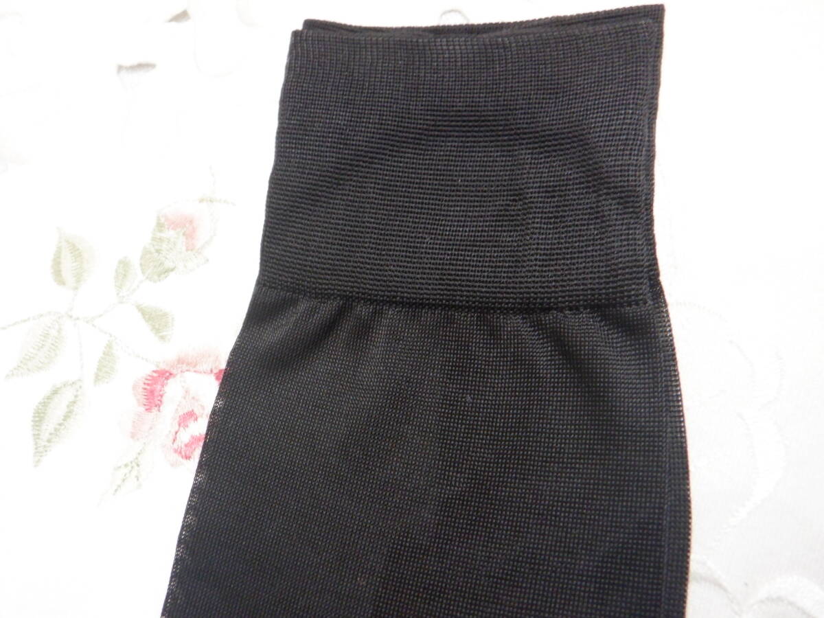  снят с производства товар *YSL Eve * солнечный rolan джентльмен прозрачный носки 25. чёрный цвет с вышитым логотипом штраф мера нейлон 100%* не использовался 