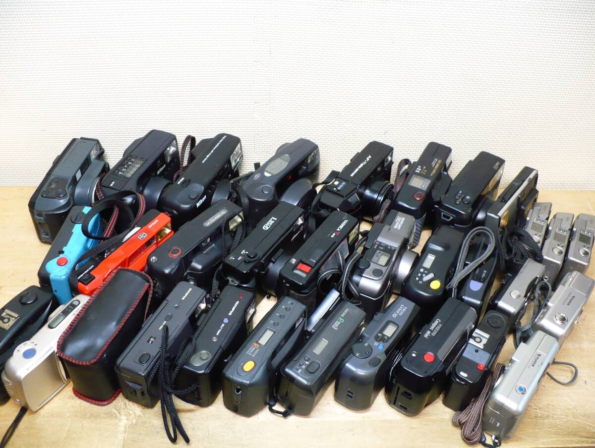 まとめて 32台★コンパクトカメラなど●いろいろ◆OLYMPUS・FUJIFILM・Canon・KYOCERRAなど■_画像1