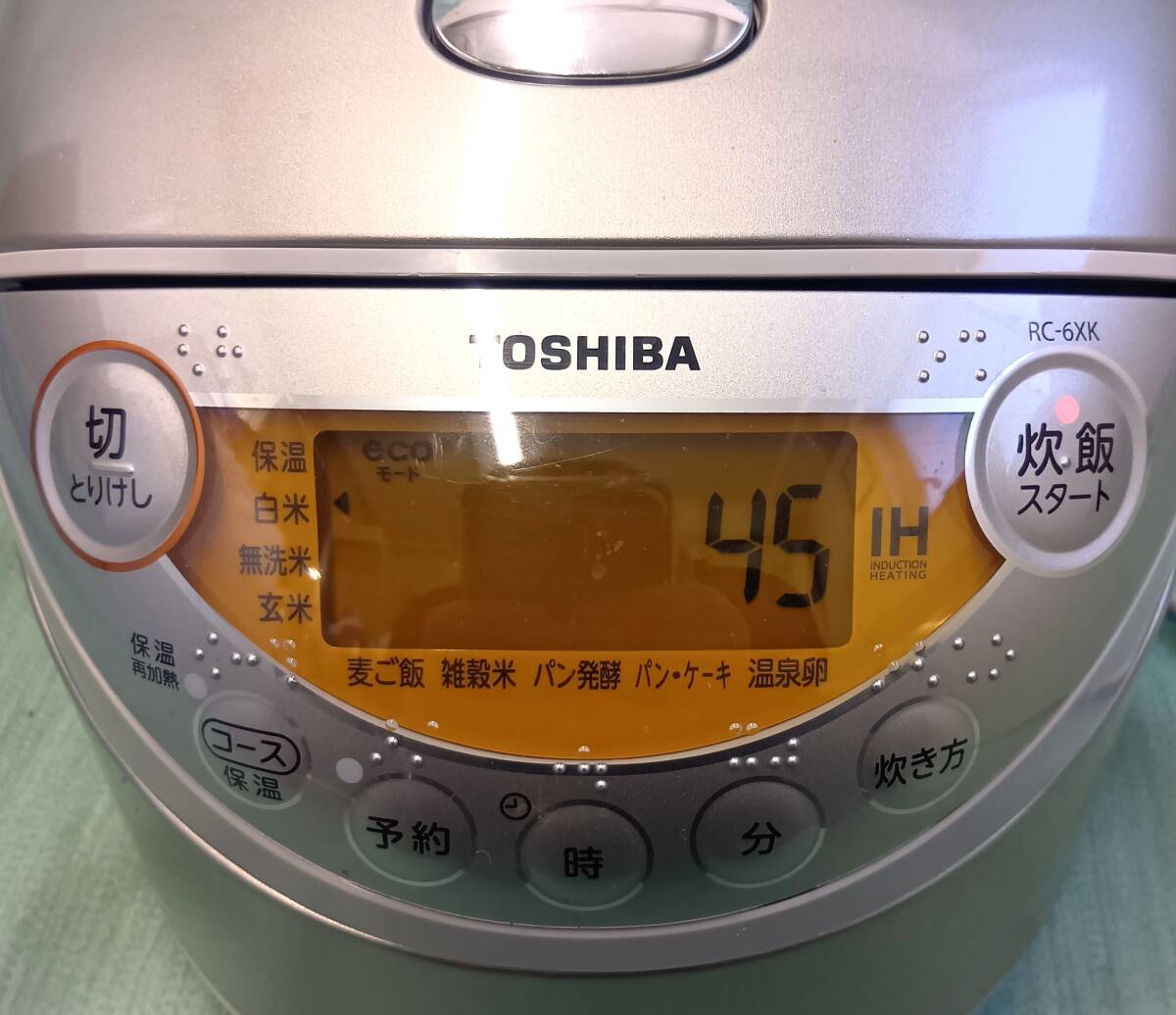 【7124】 中古品 2017年製 東芝 RC-6XK IHジャー炊飯器 3.5合炊き_画像2
