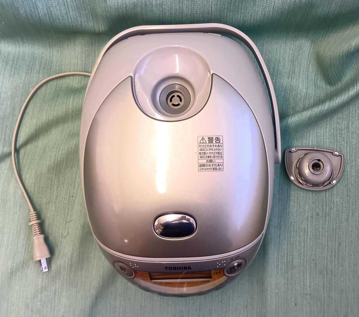 【7124】 中古品 2017年製 東芝 RC-6XK IHジャー炊飯器 3.5合炊き_画像1