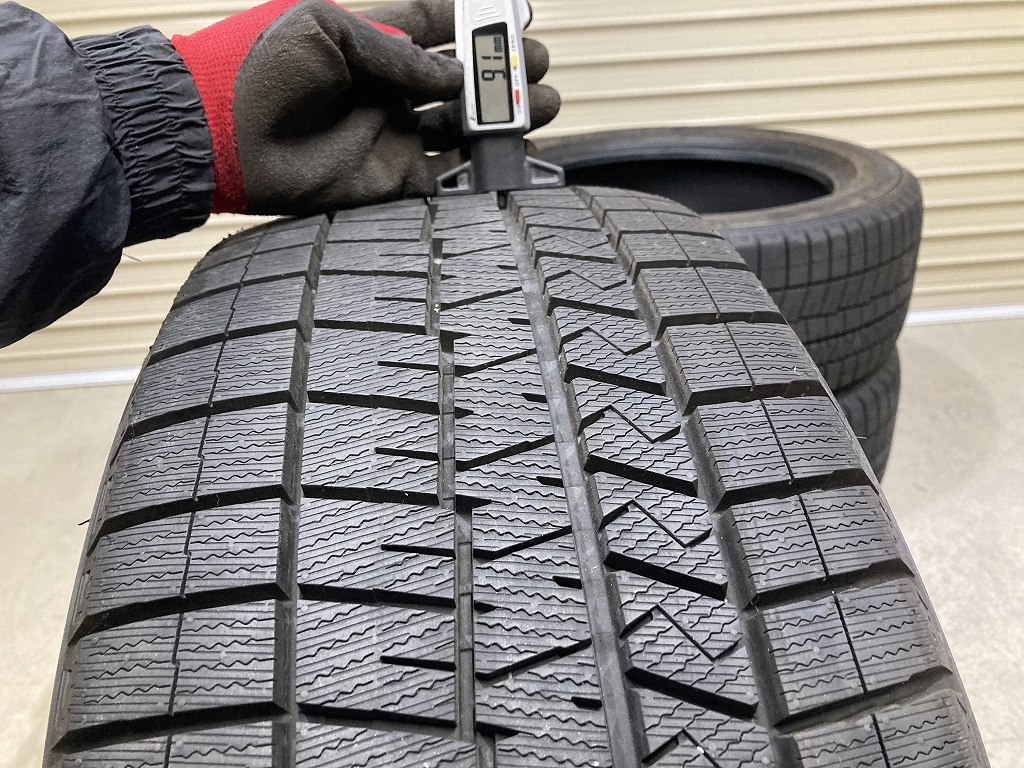 バリ溝 '21年製 DUNLOP WINTERMAXX WM03 235/50R18 4本セット ダンロップ ウィンターマックス03 (W1513)_画像8