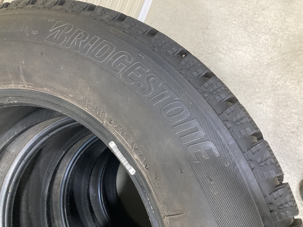 バリ溝 ’21年製 BRIDGESTONE ICEPARTNER2 215/65R16 4本セット ブリヂストン アイスパートナー2 (W1634)_画像3