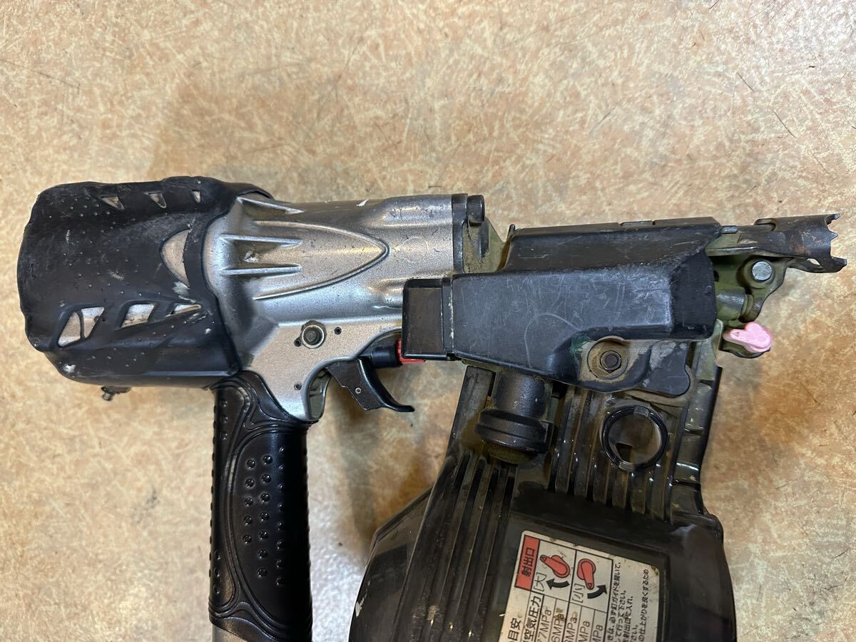 HITACHI 高圧ロール釘打機　NV90HMC エアー漏れ ジャンク_画像9