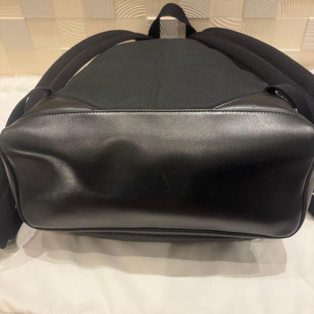 【未使用級/超レア】ジミーチュウ　リュック　スタースタッズ　レザー 黒　大容量_画像9