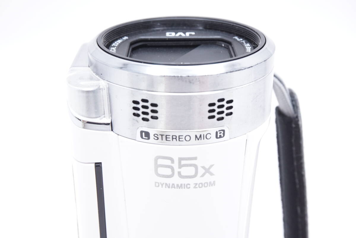 ▽JVC ジェーブイシー Everio GZ-E565-w デジタルビデオカメラ (バッテリー・取説・元箱付)_画像8